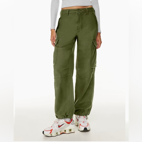 Aritzia TNA Supply Cargo Pants - Picture 3 of 3